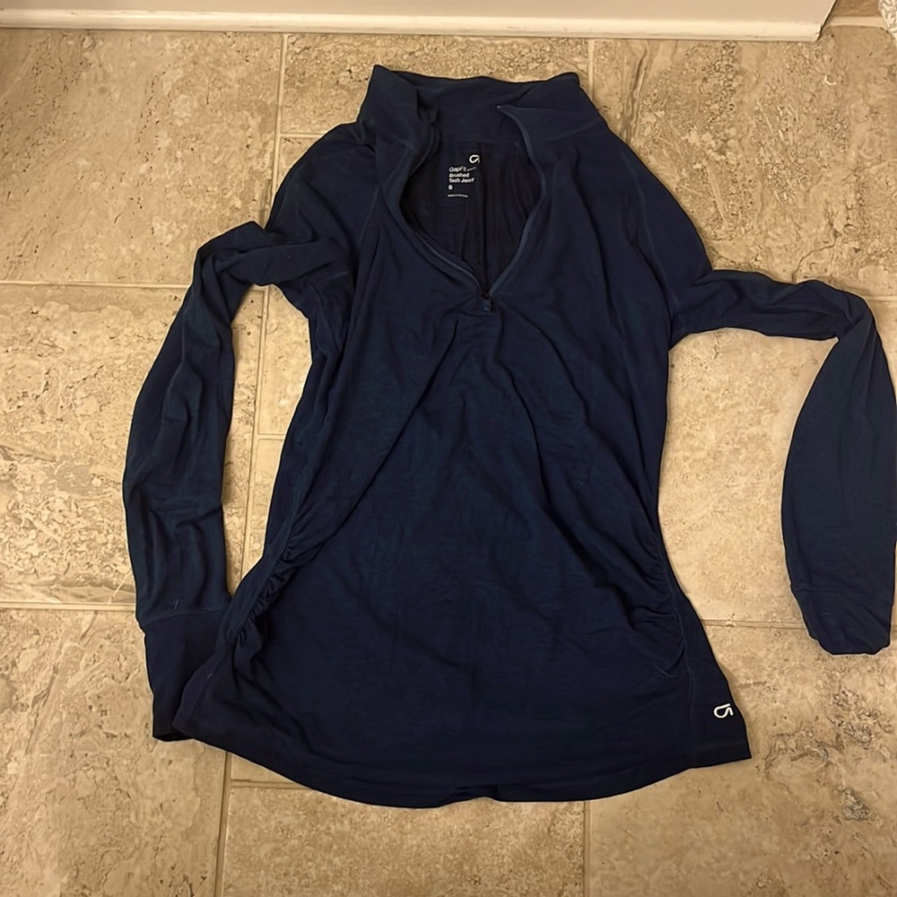 Gap Maternity, brushed tech Jersey, half zip, long sleeve. Size Small, blue